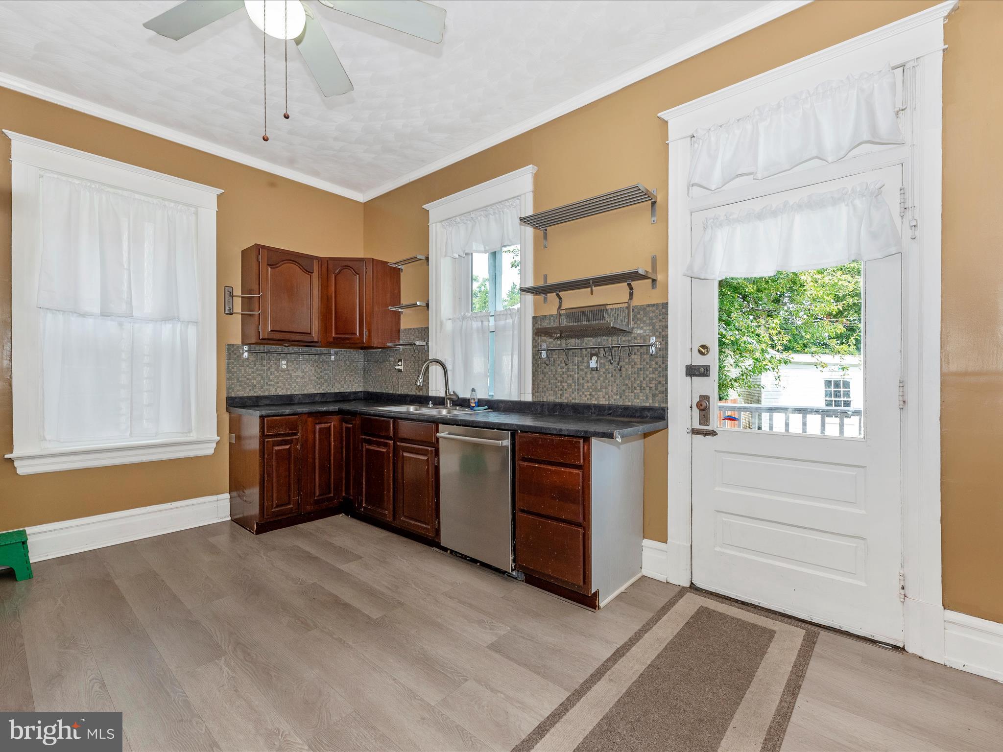 192 Stock Street Hanover, PA 17331 - Photo 14 of 48 P8A_6822