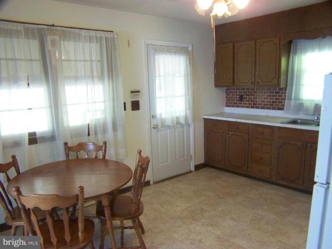 269 Maloney Road Elkton, MD 21921 - Photo 6 of 9 Kitchen