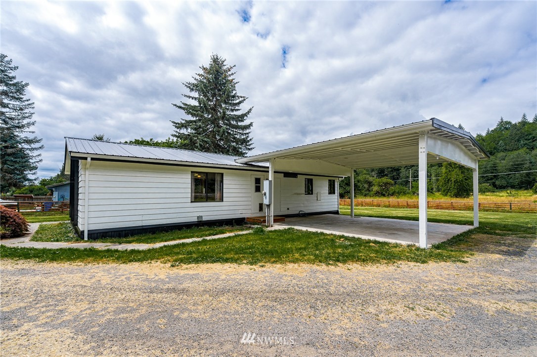 1306 C Hining Road Winlock, WA 98596 - Photo 2 of 32