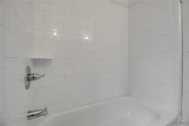 $249,900 | 98 Taunton Place, Buffalo, NY 14216