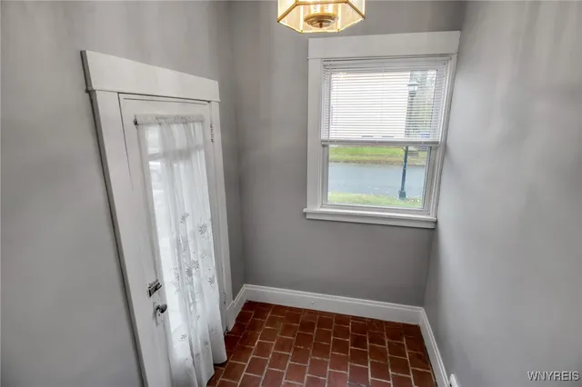 $249,900 | 98 Taunton Place, Buffalo, NY 14216