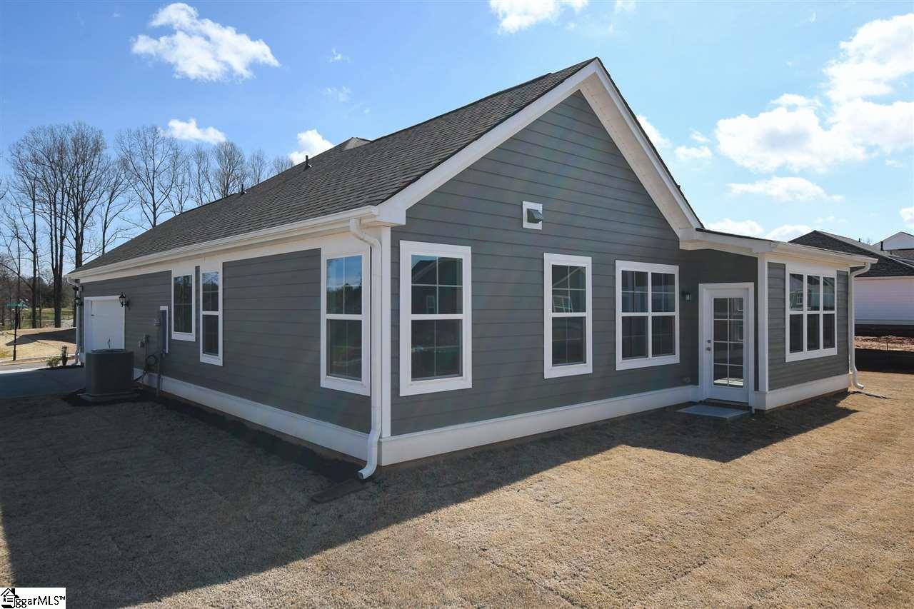102 Buchanan Ridge Road Taylors, SC 29687 - Photo 6 of 32 Gallery Image 6