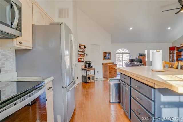 $299,000 | 18 Kathryn Court, Camdenton, MO 65020