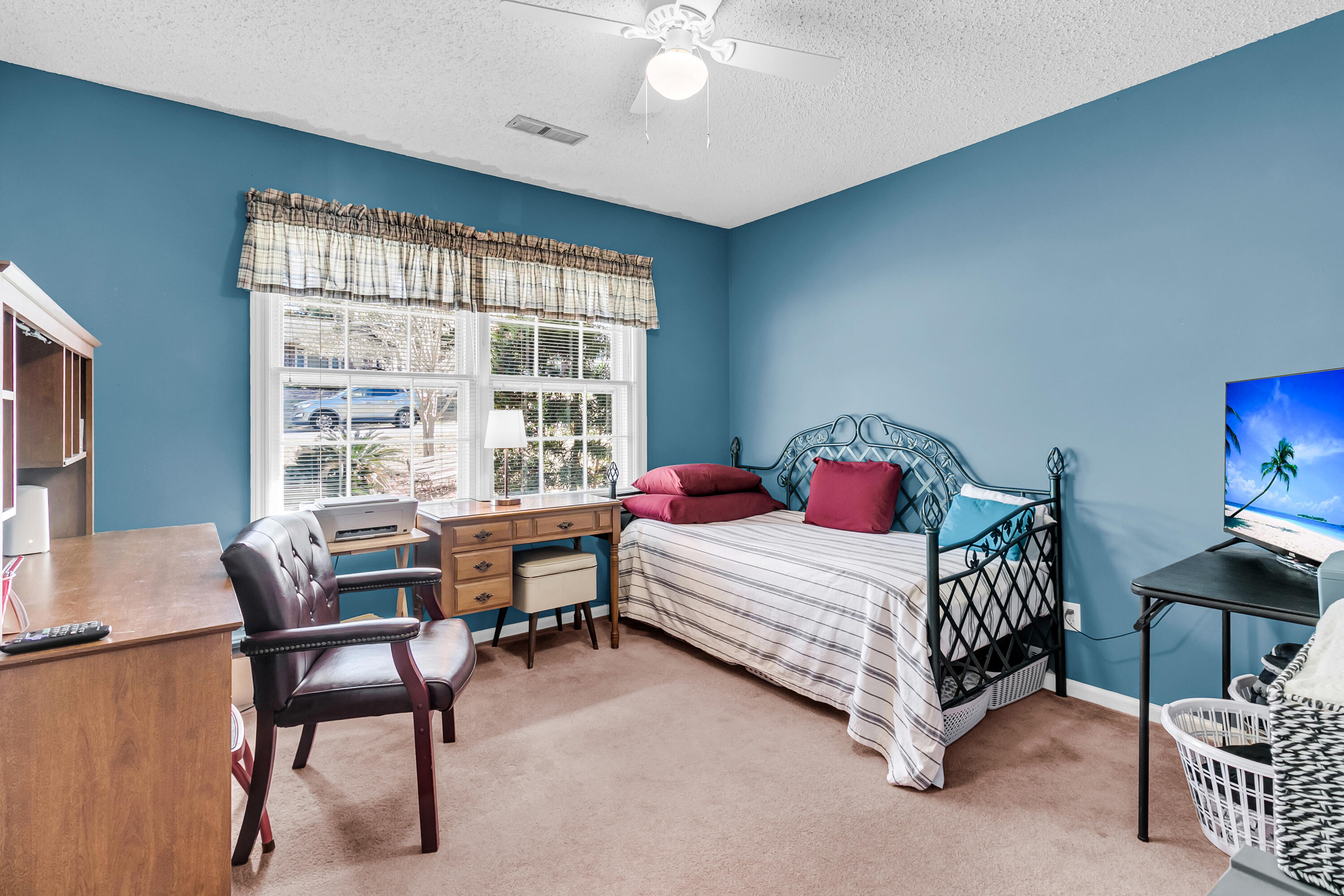 1016 Wheeler Drive Hanahan, SC 29410 - Photo 32 of 44 3rd bedroom