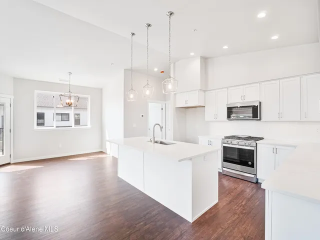 $520,000 | 928 East RR Avenue, Post Falls, ID 83854