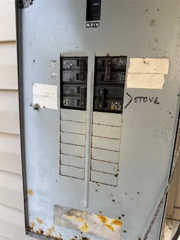 a view of walk in closet