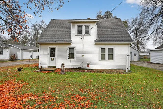 $104,500 | 8478 East Michigan Avenue, Galesburg, MI 49053