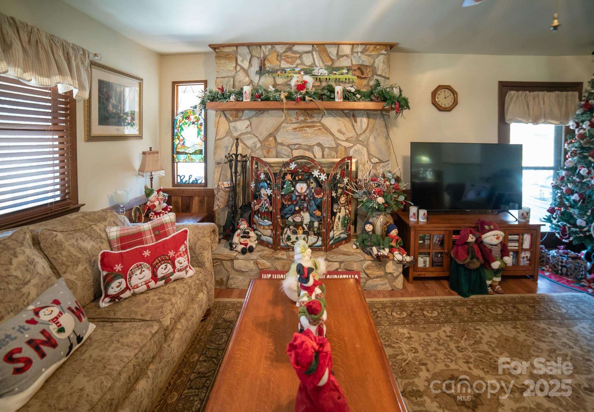 4781 Sugar Loaf Road Morganton, NC 28655 - Photo 9 of 33 Gallery Image 9