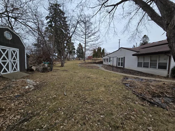 $485,000 | 2100 Wentworth Avenue, South St. Paul, MN 55075