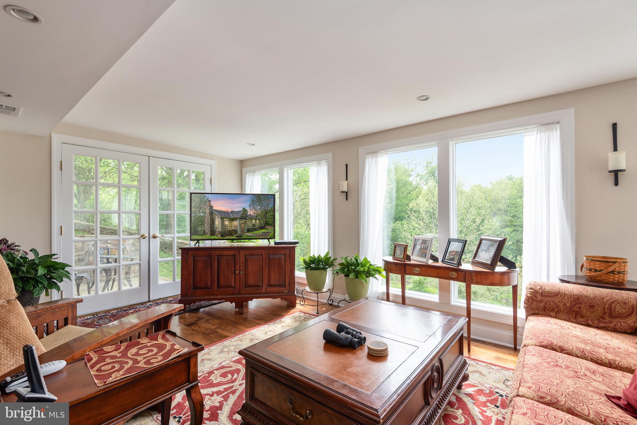 23027 Kirk Branch Road Middleburg, VA 20117 - Photo 17 of 112 family room off kitchen in main house