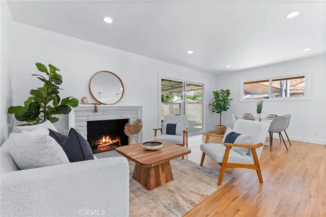 $950,000 | 401 Stardust Drive, Placentia, CA 92870