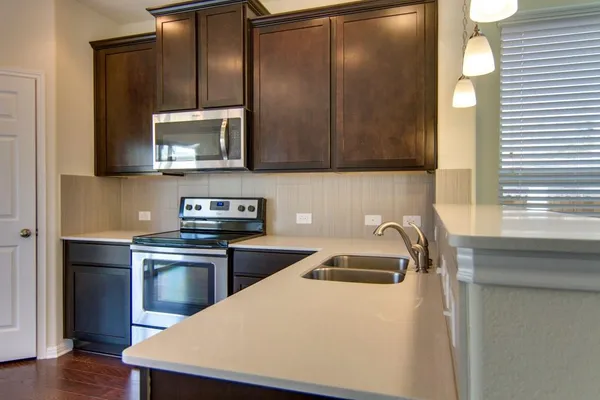 $2,095 | 3240 East Whitestone Boulevard, Unit 96, Cedar Park, TX 78613
