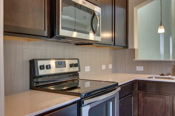 $2,095 | 3240 East Whitestone Boulevard, Unit 96, Cedar Park, TX 78613