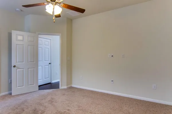 $2,095 | 3240 East Whitestone Boulevard, Unit 96, Cedar Park, TX 78613