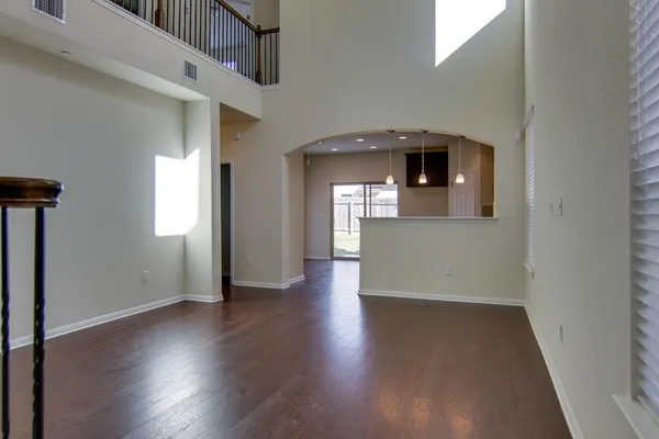 $2,095 | 3240 East Whitestone Boulevard, Unit 96, Cedar Park, TX 78613