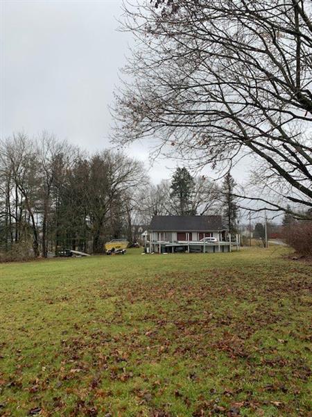 606 New Castle Road Butler, PA 16001 - Photo 6 of 21 Gallery Image 6