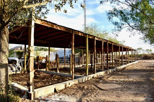 $425,000 | 20413 Fm 1015 Highway, Edcouch, TX 78538