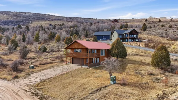 $585,900 | 890 Yarrow Circle, Garden City, UT 84028