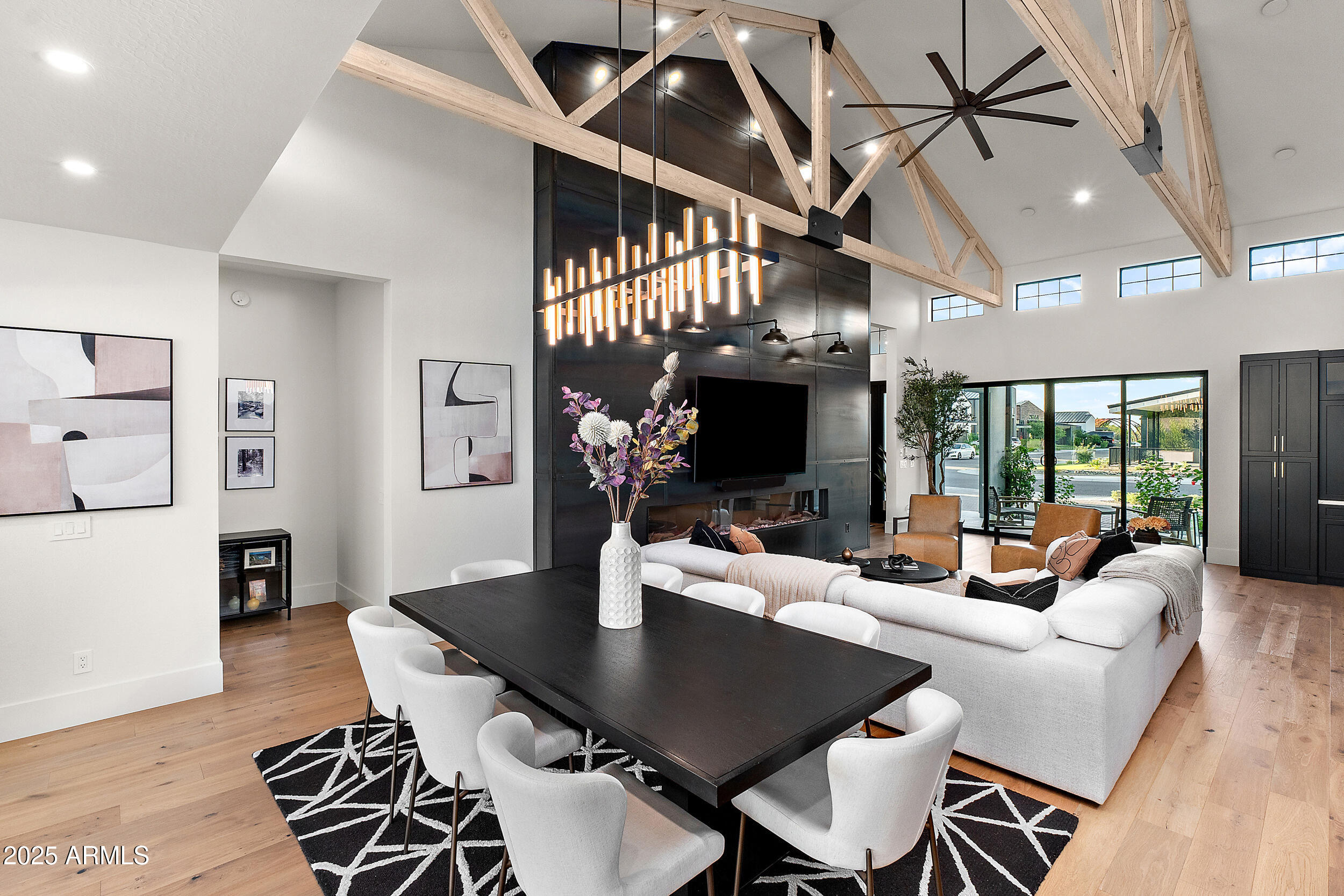 1013 West Ardmore Road Phoenix, AZ 85041 - Photo 13 of 61 j-11