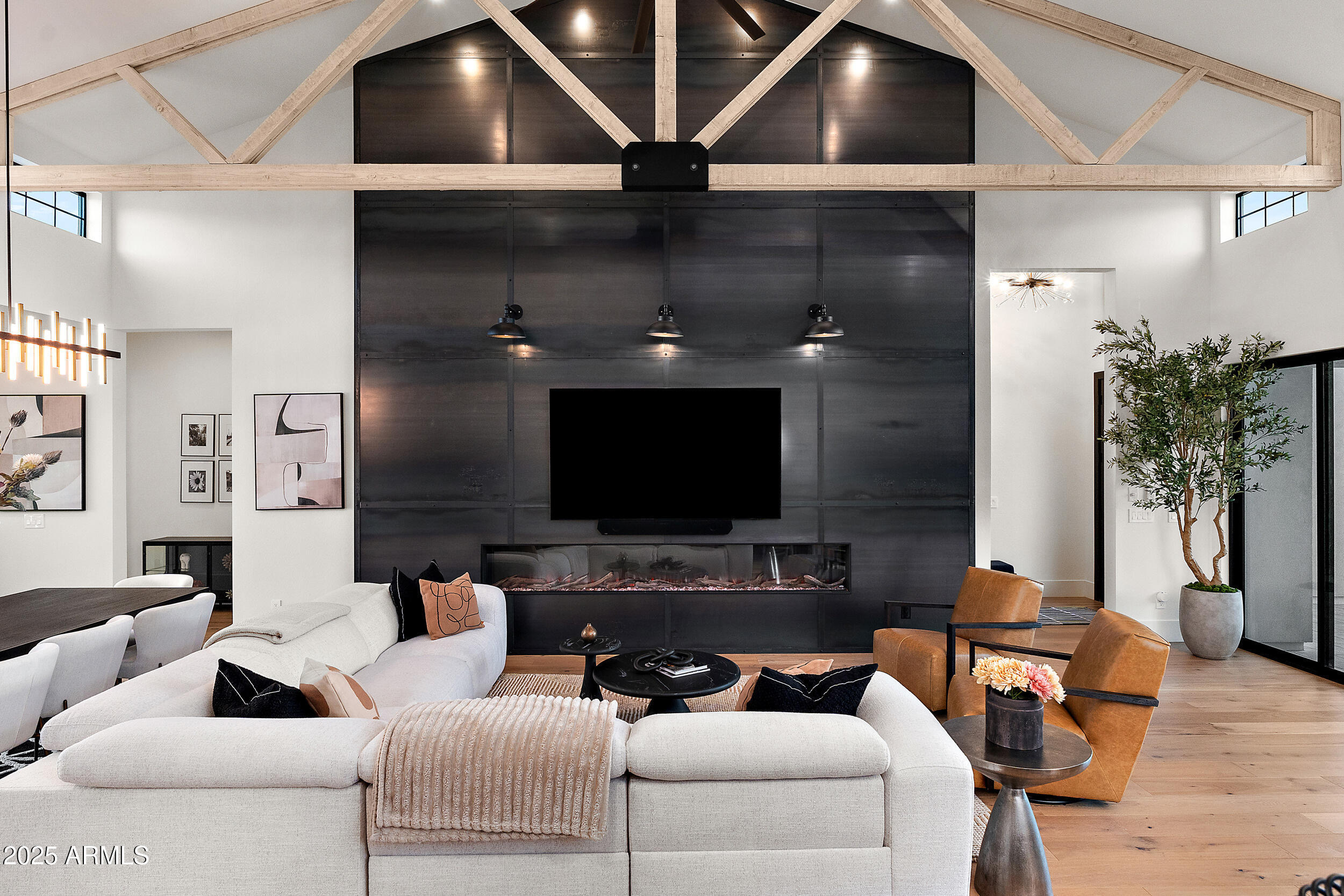 1013 West Ardmore Road Phoenix, AZ 85041 - Photo 14 of 61 j-12