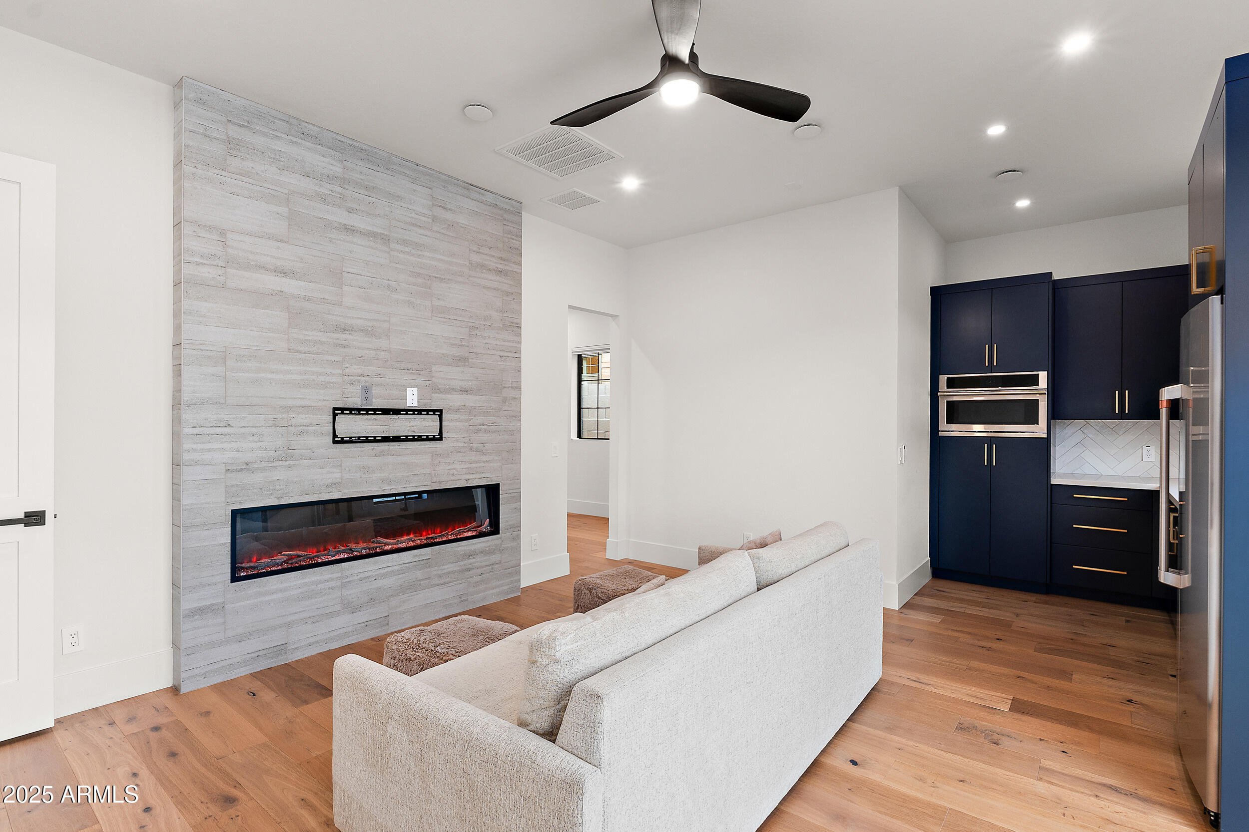 1013 West Ardmore Road Phoenix, AZ 85041 - Photo 33 of 61 j-33