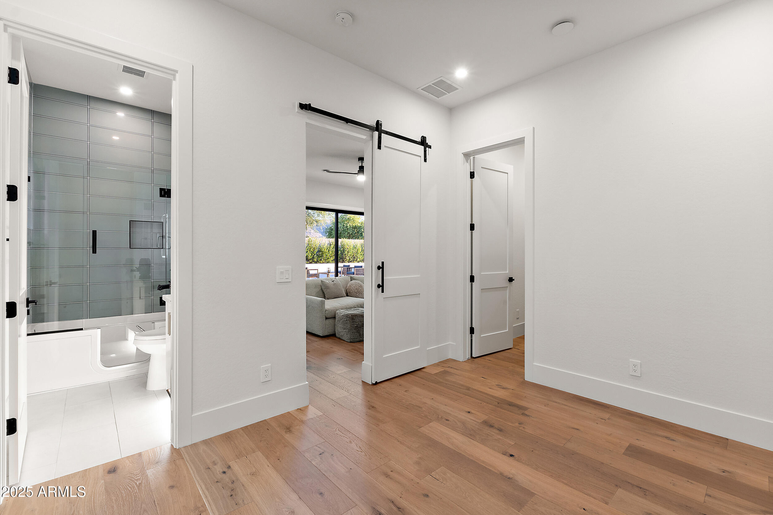 1013 West Ardmore Road Phoenix, AZ 85041 - Photo 37 of 61 j-36