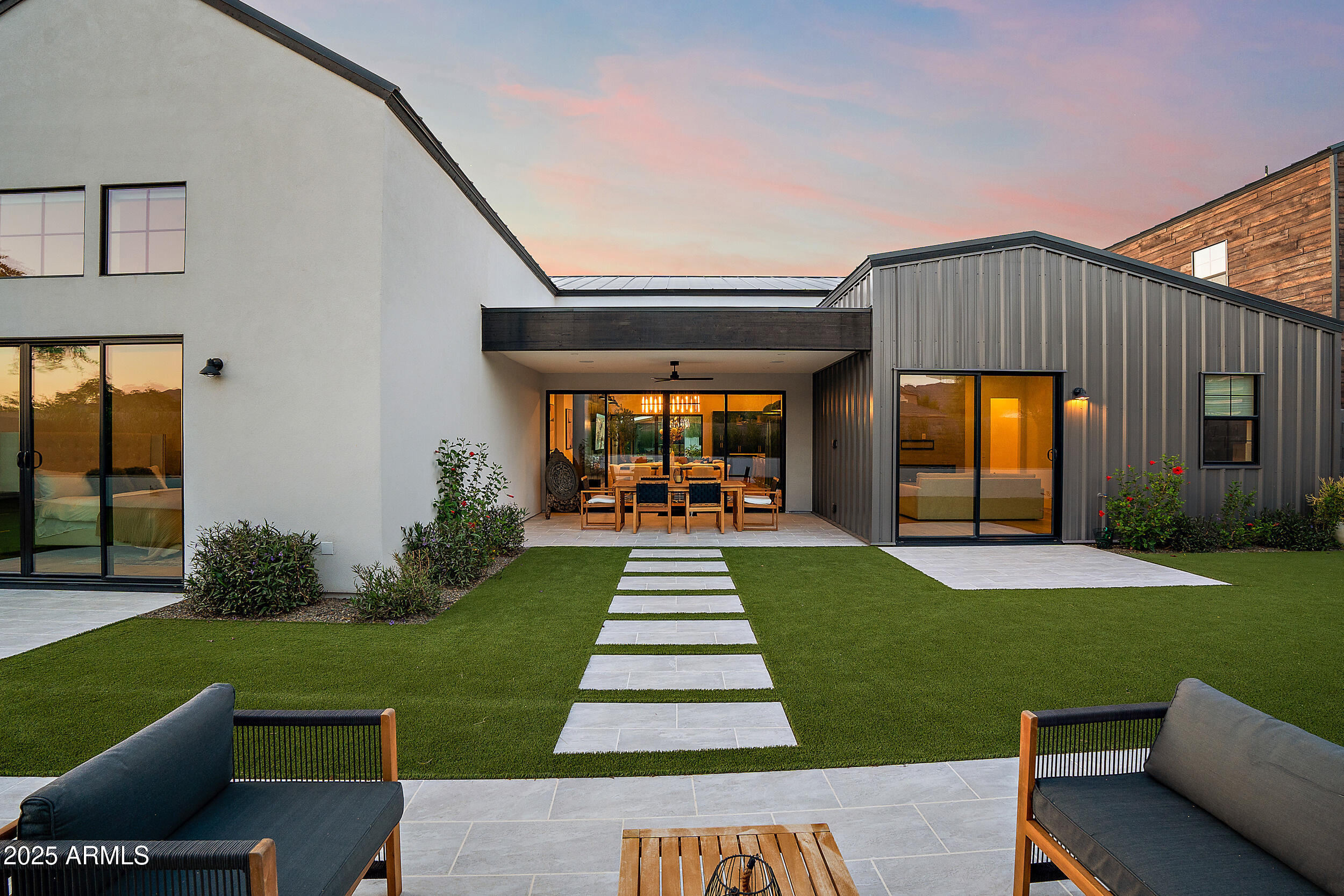 1013 West Ardmore Road Phoenix, AZ 85041 - Photo 42 of 61 j-53