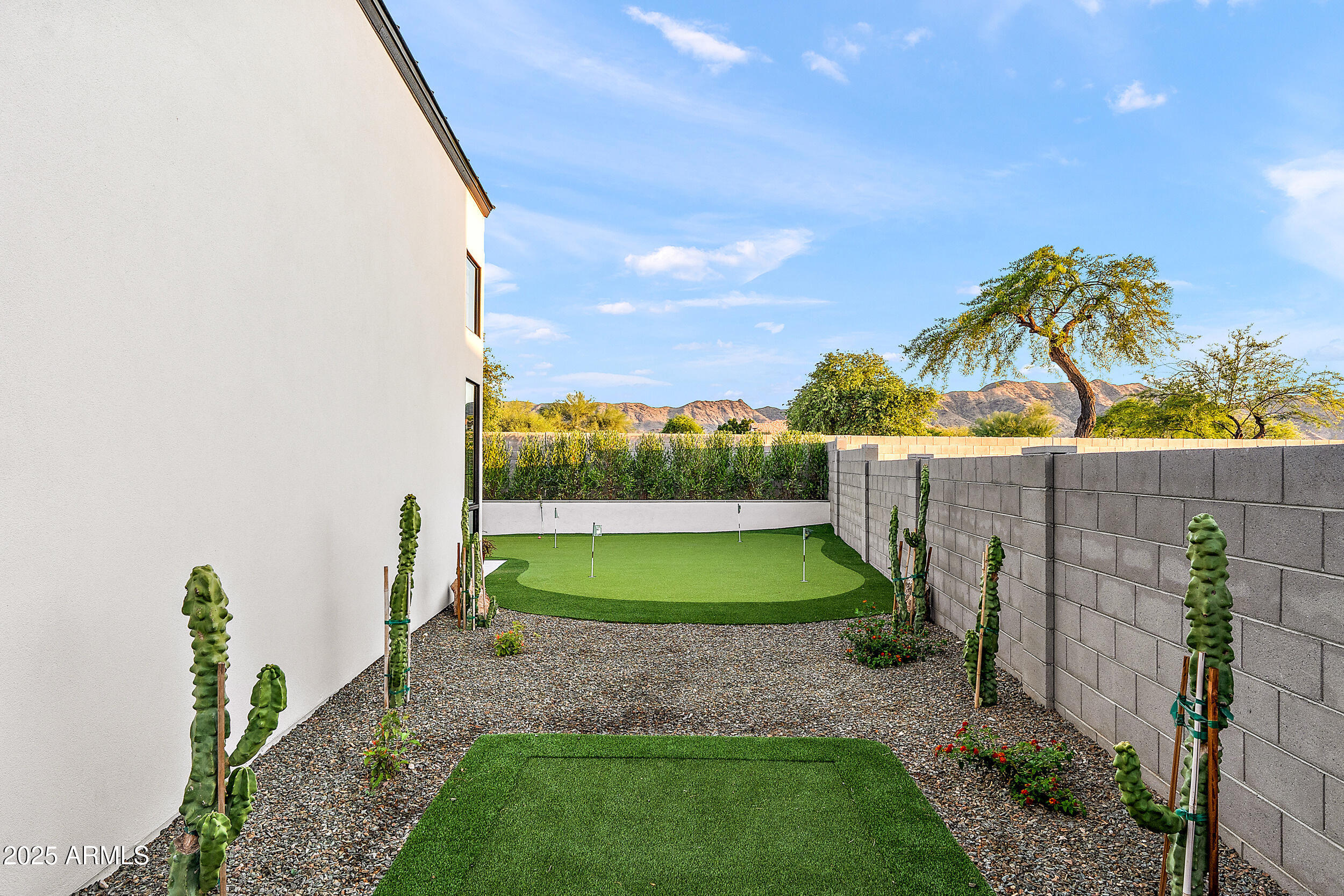 1013 West Ardmore Road Phoenix, AZ 85041 - Photo 52 of 61 j-46