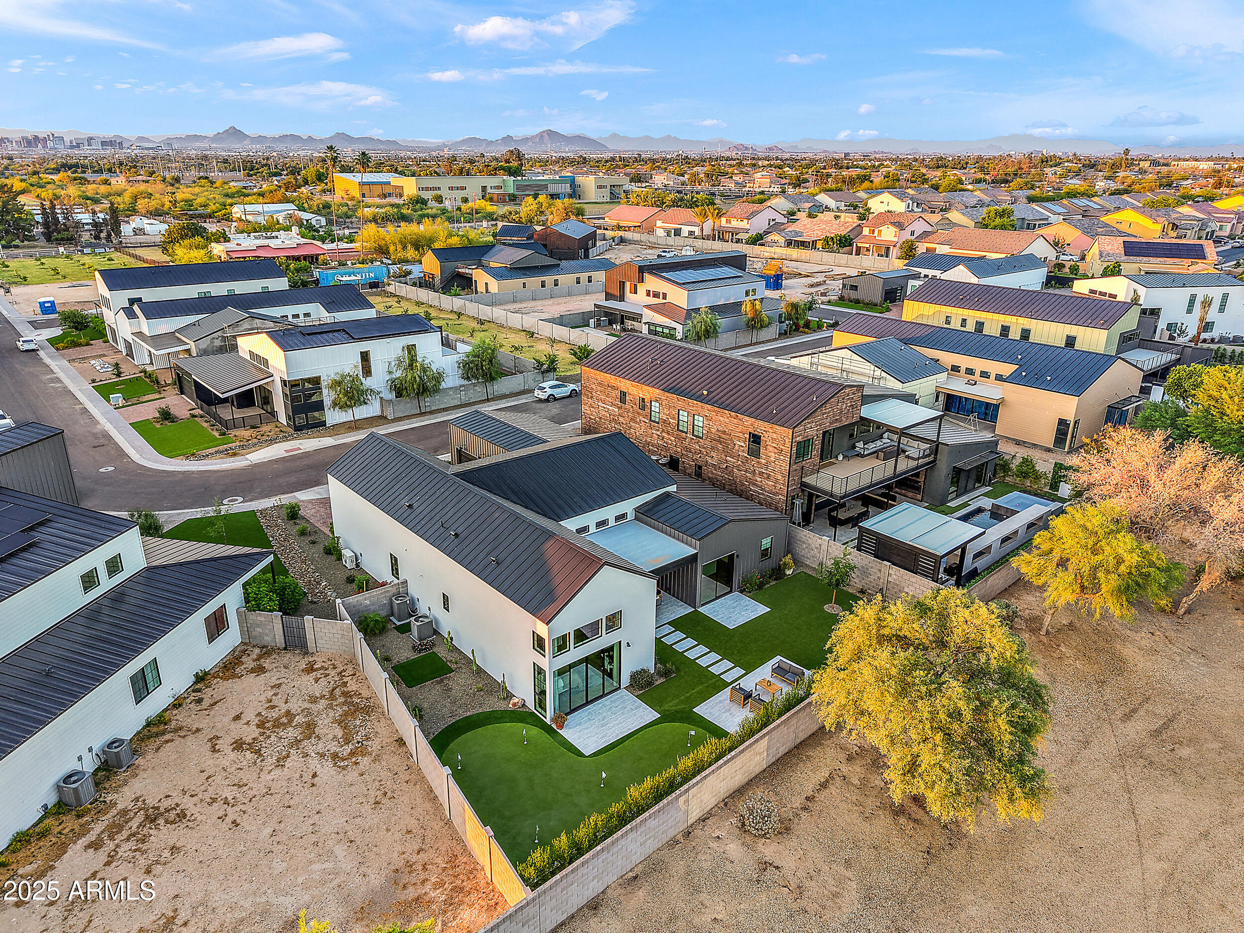 1013 West Ardmore Road Phoenix, AZ 85041 - Photo 57 of 61 j-50