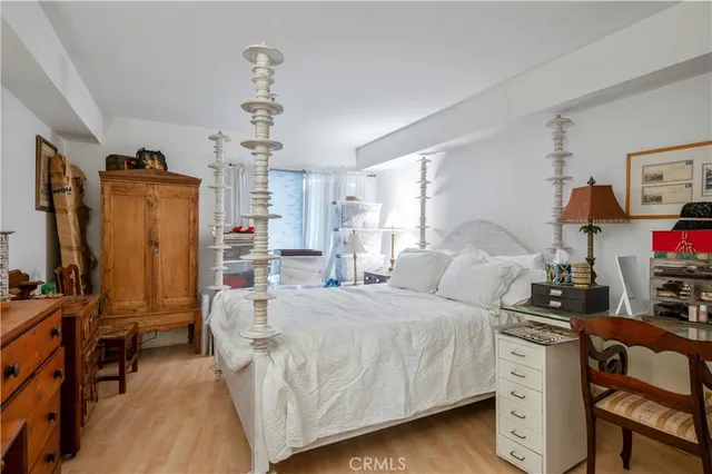 $750,000 | 565 Esplanade, Unit 202, Redondo Beach, CA 90277