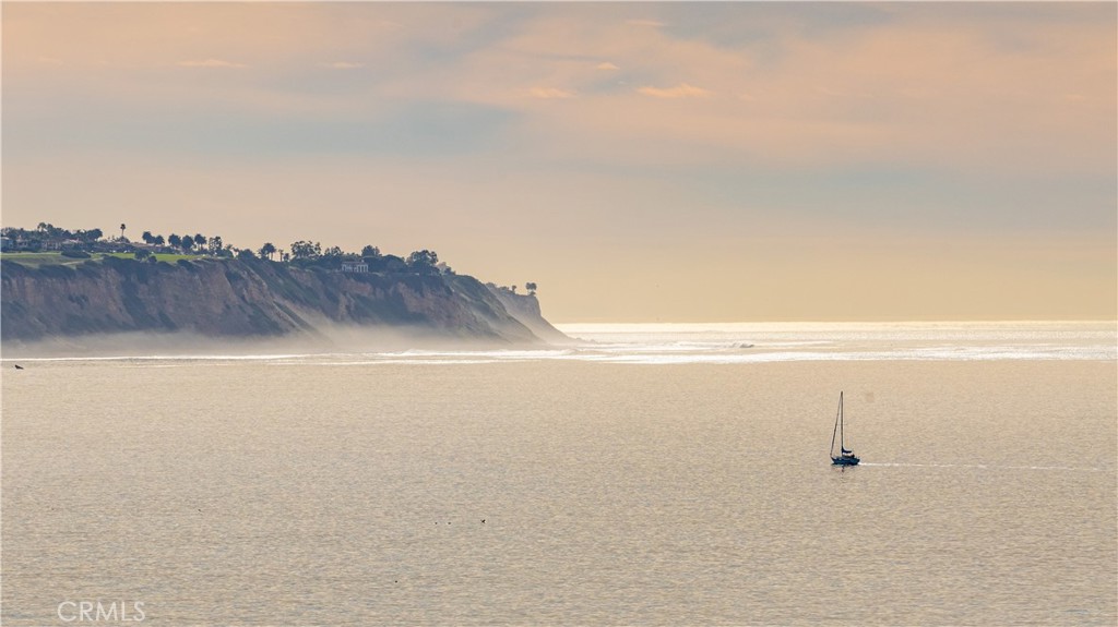 565 Esplanade, Unit 202 Redondo Beach, CA 90277 - Photo 27 of 30