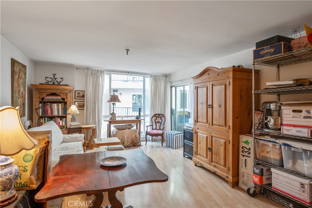 565 Esplanade, Unit 202 Redondo Beach, CA 90277 - Photo 10 of 30