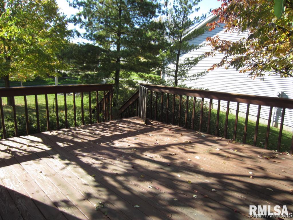 701 Country Meadows Drive Springfield, IL 62702 - Photo 3 of 20 Gallery Image 3