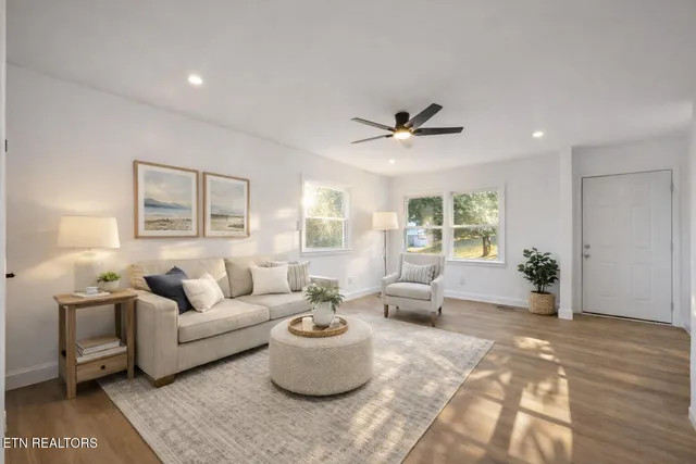 $229,999 | 2913 Sunset Avenue, Knoxville, TN 37914