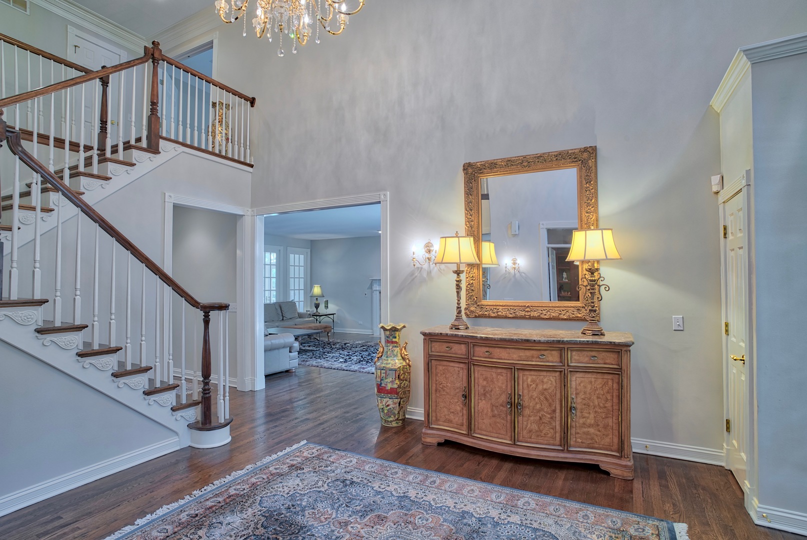 1830 Telegraph Road Lake Forest, IL 60045 - Photo 4 of 31 a view of living room with furniture and wooden floor