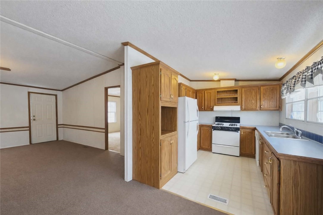 13495 Red Creek Road Red Creek, NY 13143 - Photo 5 of 22