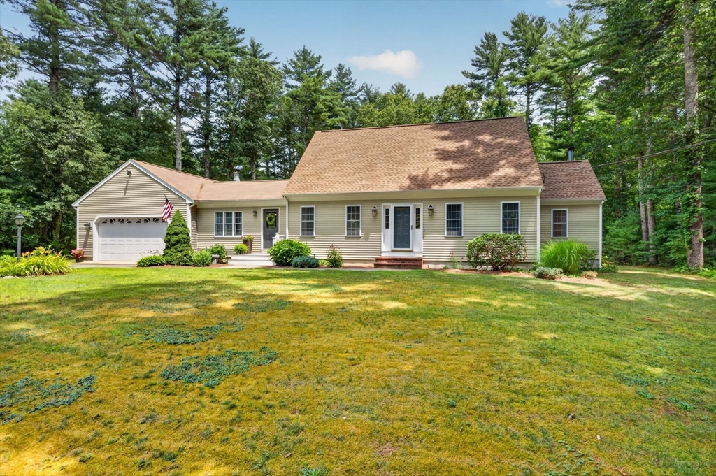 888 Walnut Plain Road Rochester, MA 02770 - Photo 1 of 42 Gallery Image 1