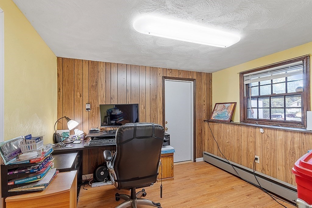 77 Hunt Road Chelmsford, MA 01824 - Photo 24 of 36 a workspace with furniture and window