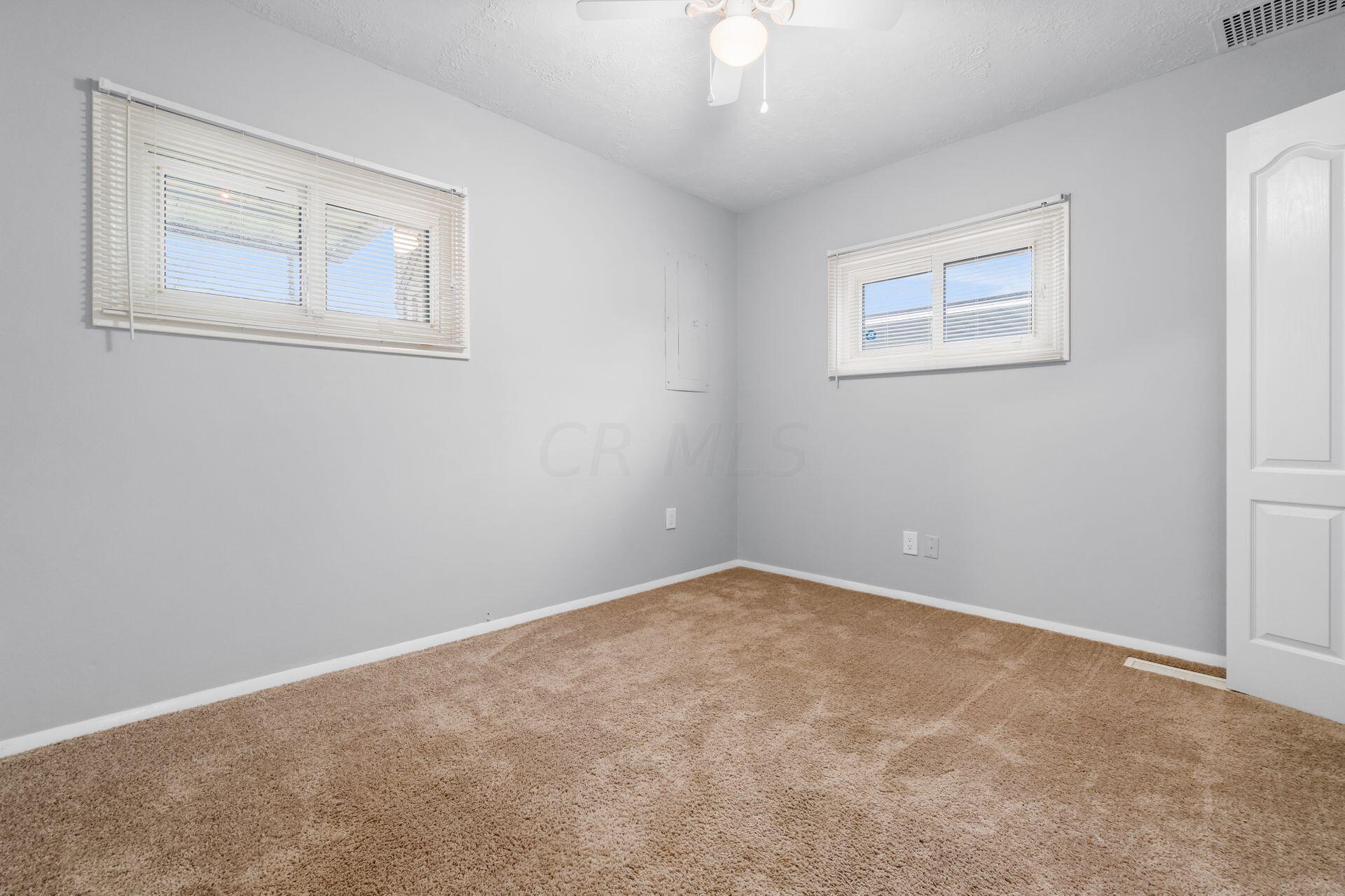 4111 Rickenbacker Avenue Columbus, OH 43213 - Photo 19 of 35 018_111 Rickenbacker Av - 063