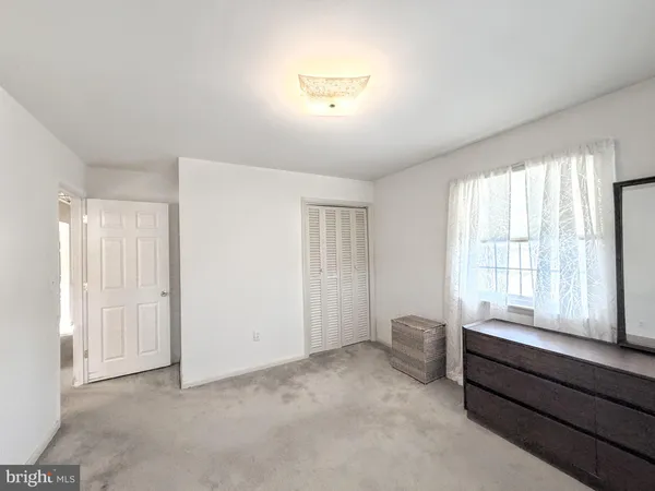 $1,095,000 | 9921 Woodrow Street, Vienna, VA 22181