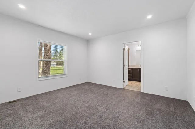 $168,500 | 5 Columbia Drive, Unit 14, Kettle Falls, WA 99141