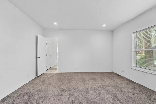 $168,500 | 5 Columbia Drive, Unit 14, Kettle Falls, WA 99141