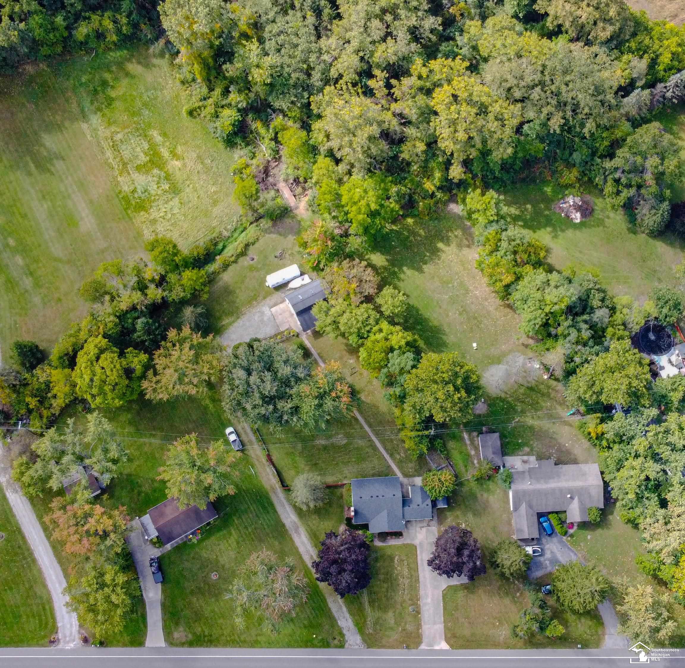 2809 Bluebush Road Monroe, MI 48162 - Photo 8 of 22