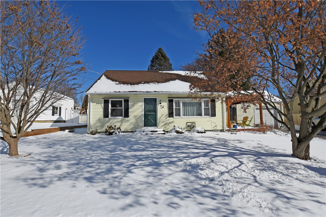 40 Duchess Road Cumberland, RI 02864 - Photo 2 of 34