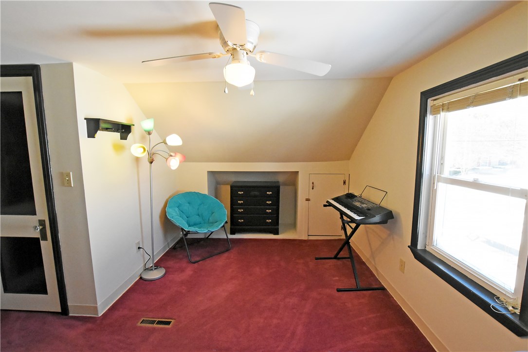 40 Duchess Road Cumberland, RI 02864 - Photo 23 of 34