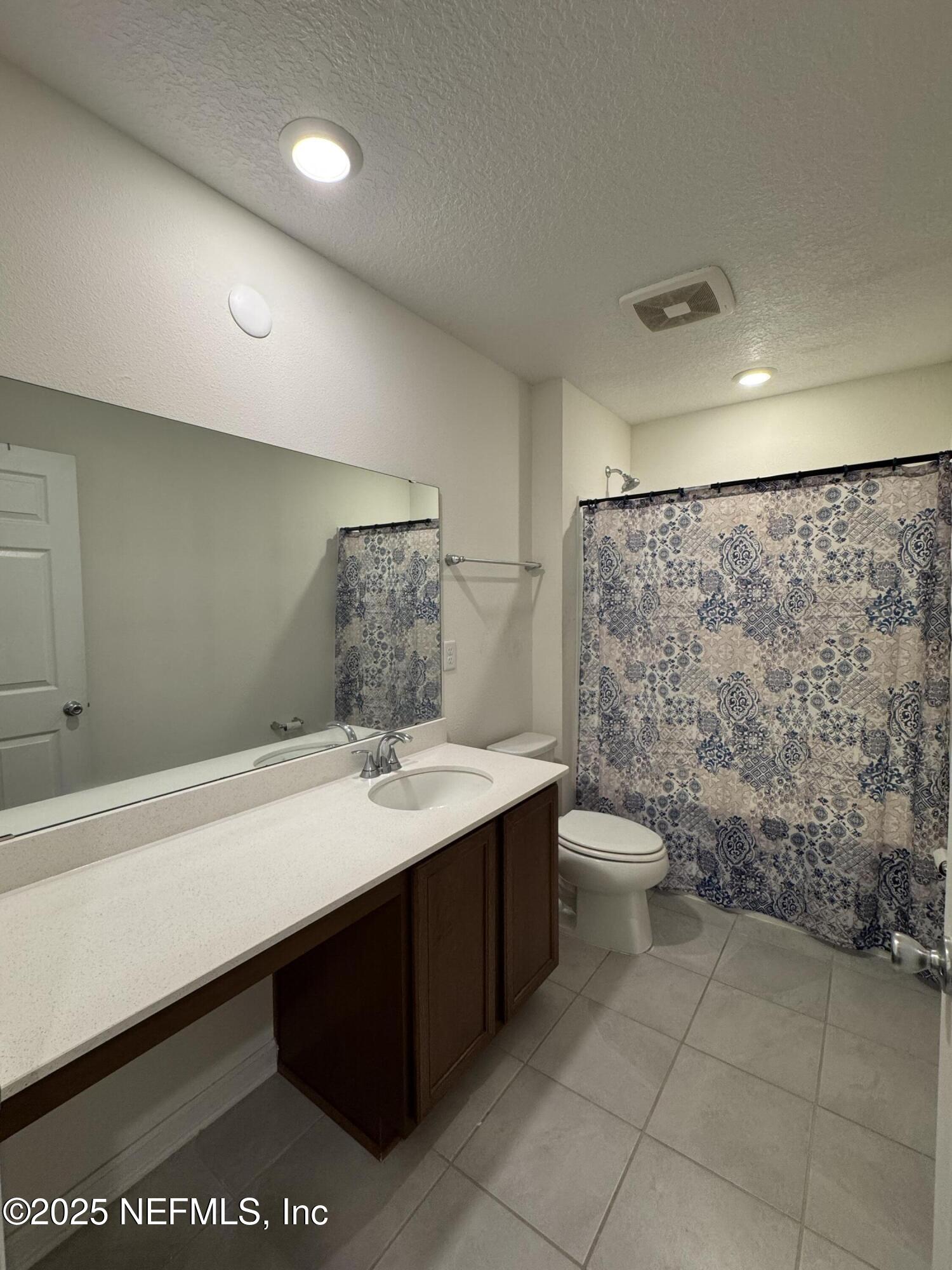 310 Rambling Brk Trail St. Johns, FL 32259 - Photo 15 of 22 Guestbath2