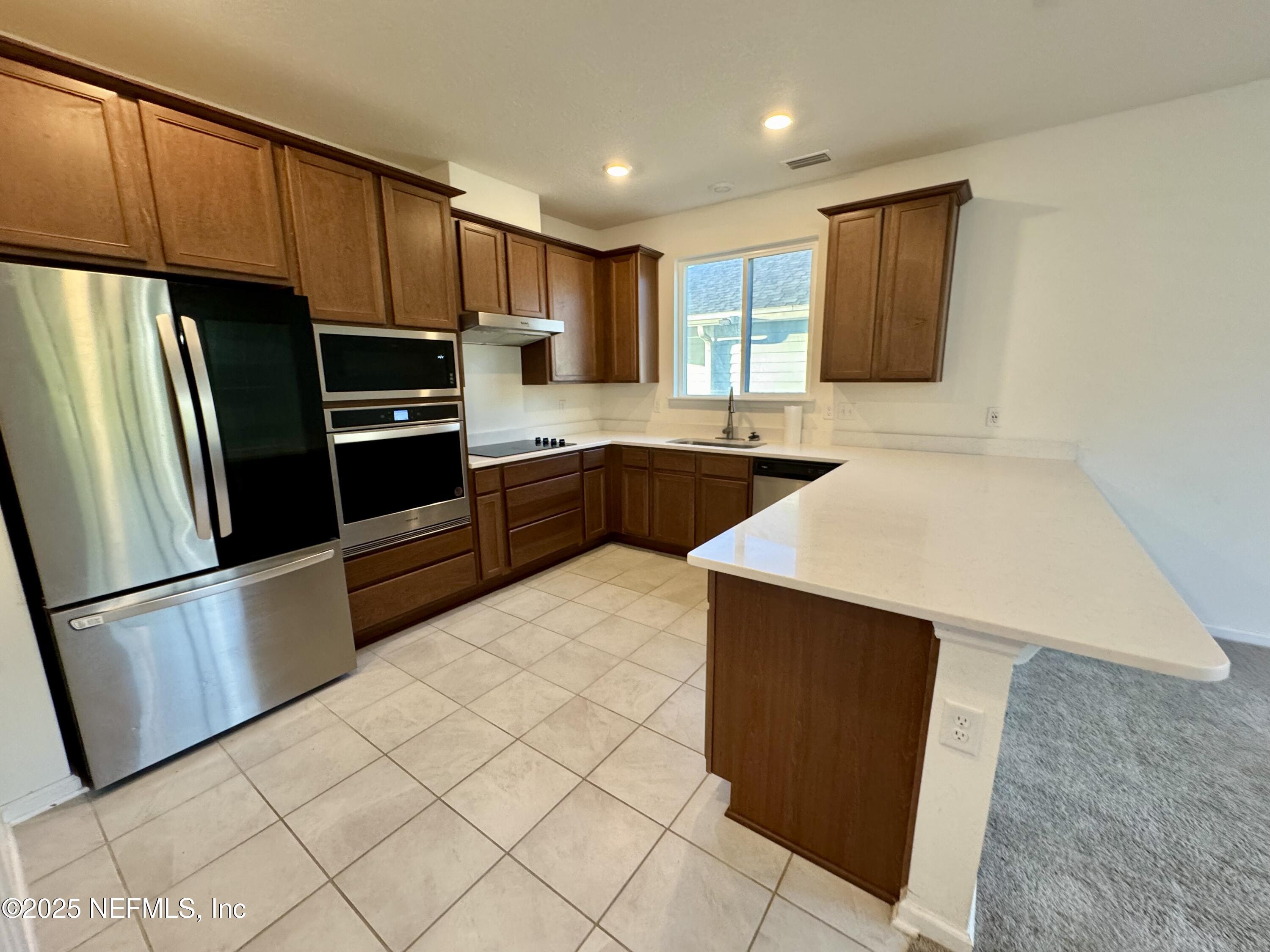 310 Rambling Brk Trail St. Johns, FL 32259 - Photo 8 of 22 KITCHEN