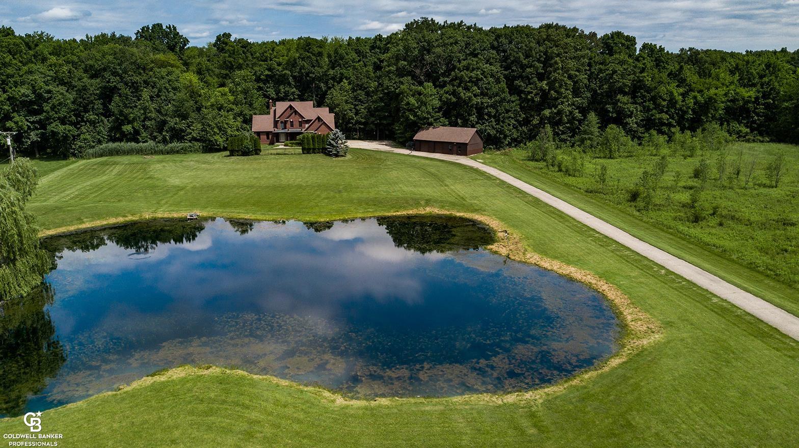 9156 Division Road Columbus, MI 48063 - Photo 5 of 61 Gallery Image 5