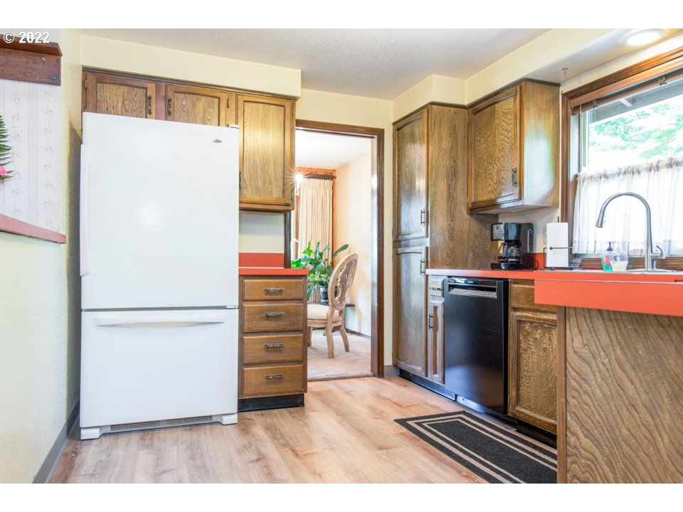 3101 Southeast 2nd Street Gresham, OR 97080 - Photo 13 of 26