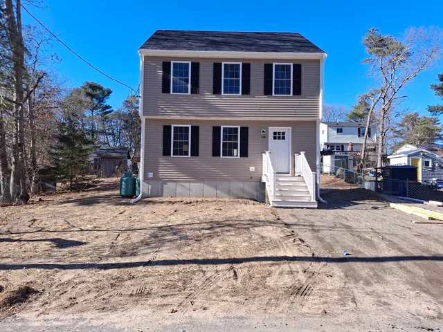 $529,000 | 108 Lake Avenue, Wareham, MA 02538
